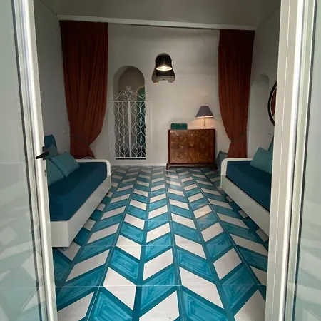 Apartament Limoni *