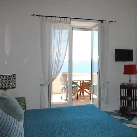 Apartament Limoni