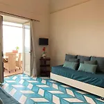 Limoni شقة