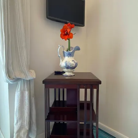 Apartment Limoni *