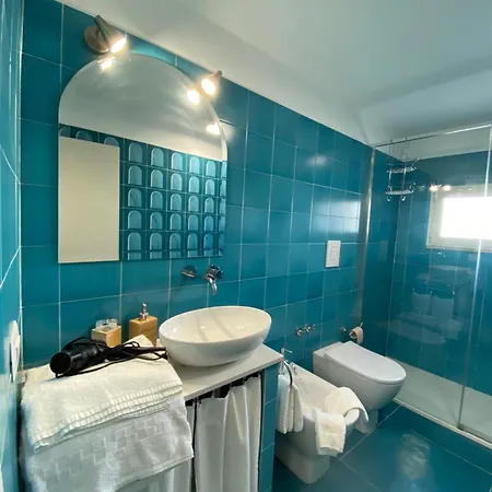 Limoni Apartment